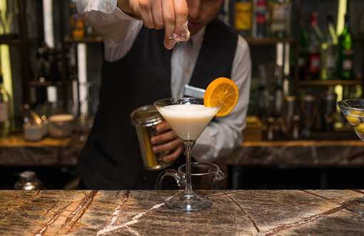 7 Best Bars in Kansas: 2024 Edition!