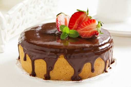 7 Best Cake Shops in Kansas!