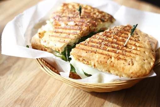 7 Best Delis in Kansas!