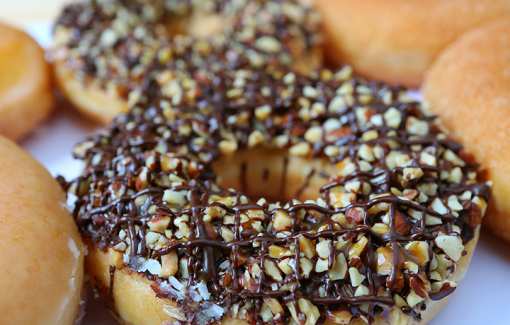 8 Best Doughnut Shops in Kansas!