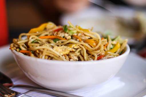 8 Best Noodle Places in Kansas!